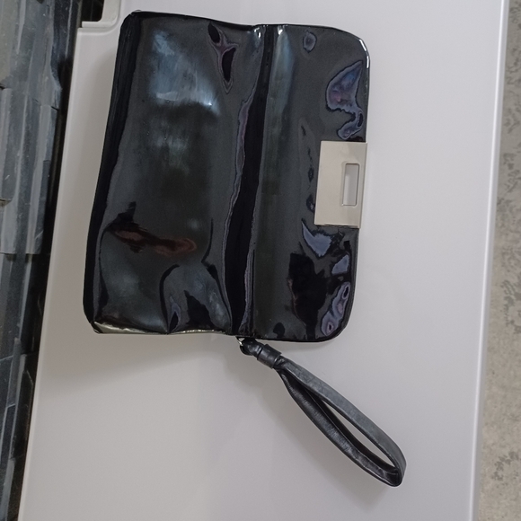 STUART Weitzman patent leather wristlet clutch - Picture 6 of 11